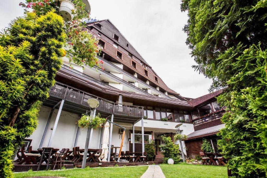 Alpin Resort Apartments Deluxe 2406 波亚纳布拉索夫 外观 照片